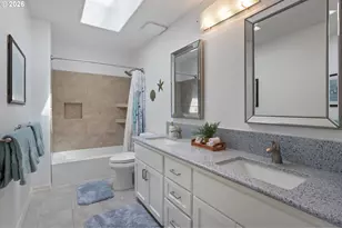 12425 NW Welsh Dr, Portland, OR 97229 - Photo 36