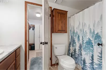 3659 NW Broad St, Roseburg, OR 97471 - Photo 32