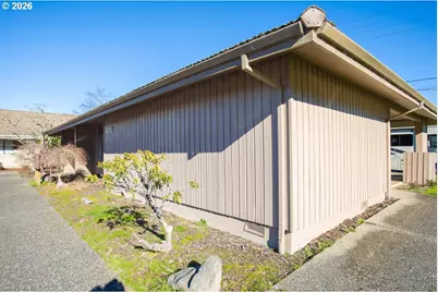 320 Fir Ave, Reedsport, OR 97467 - Photo 12