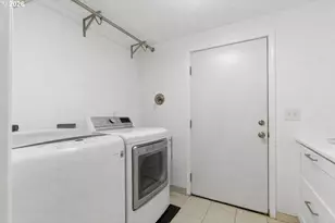 1 Hidalgo St, Lake Oswego, OR 97035 - Photo 38