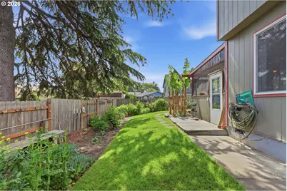 565 Brown Ct, Woodburn, OR 97071 - Photo 36