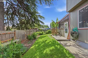 565 Brown Ct, Woodburn, OR 97071 - Photo 36