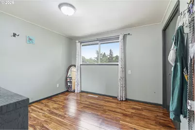 565 Brown Ct, Woodburn, OR 97071 - Photo 12