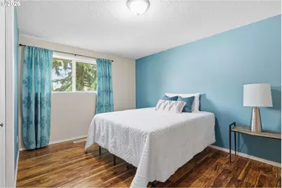565 Brown Ct, Woodburn, OR 97071 - Photo 8