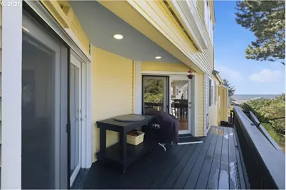 2540 NW Pacific St, Newport, OR 97365 - Photo 24