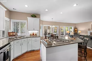 15255 NW Francesca Dr, Portland, OR 97229 - Photo 12