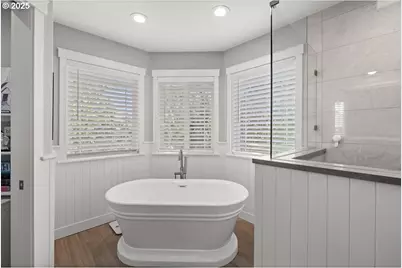 15255 NW Francesca Dr, Portland, OR 97229 - Photo 24