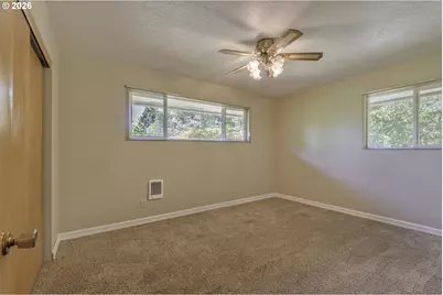 3027 Raymond St, Forest Grove, OR 97116 - Photo 14