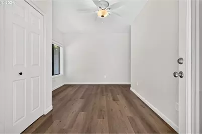 17839 SE Clay St, Portland, OR 97233 - Photo 38