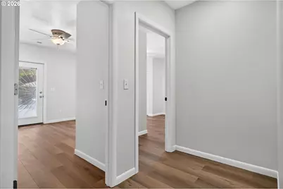 17839 SE Clay St, Portland, OR 97233 - Photo 34