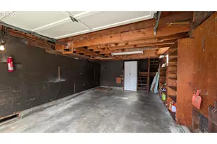1778 Juniper Ave, Coos Bay, OR 97420 - Photo 20