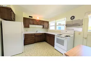 1778 Juniper Ave, Coos Bay, OR 97420 - Photo 6