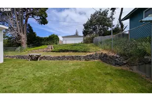 1778 Juniper Ave, Coos Bay, OR 97420 - Photo 28