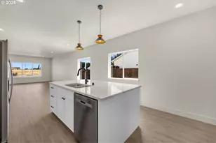 313 Cap Ave, Winlock, WA 98596 - Photo 16