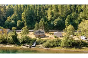 41515 State Hwy 38, Reedsport, OR 97467 - Photo 4