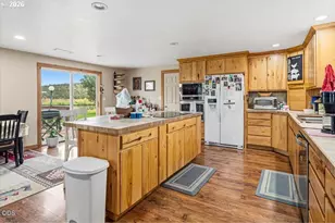 7995 SW Houston Lake Rd, Powell Butte, OR 97753 - Photo 8