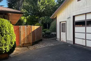 1650 N 17th St, Coos Bay, OR 97420 - Photo 10
