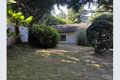 1650 N 17th St, Coos Bay, OR 97420 - Photo 4