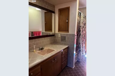 1650 N 17th St, Coos Bay, OR 97420 - Photo 24