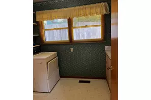 1650 N 17th St, Coos Bay, OR 97420 - Photo 12