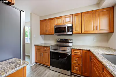4921 SW 59th Ave #7, Portland, OR 97221 - Photo 8