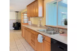 248 E 6th St, Prairie City, OR 97869 - Photo 10