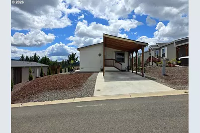 285 Deschutes Ln #134, Roseburg, OR 97471 - Photo 2