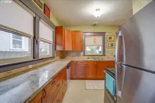 933 NE 3rd Ave, Camas, WA 98607 - Photo 12