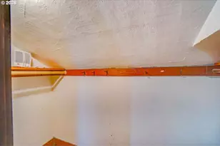 933 NE 3rd Ave, Camas, WA 98607 - Photo 24