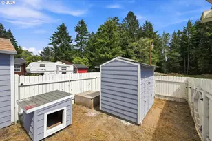 62941 Crown Point Rd, Coos Bay, OR 97420 - Photo 16