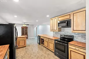 62941 Crown Point Rd, Coos Bay, OR 97420 - Photo 4