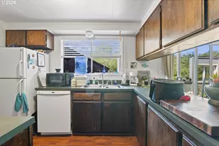 87615 20th St, Bandon, OR 97411 - Photo 12