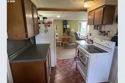 82807 Highway 216, Tygh Valley, OR 97063 - Photo 10