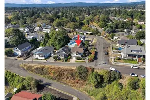301 S 2nd St, Saint Helens, OR 97051 - Photo 24