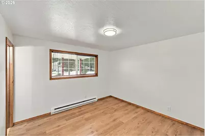 3650 Edgewood Dr, North Bend, OR 97459 - Photo 18