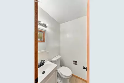 3650 Edgewood Dr, North Bend, OR 97459 - Photo 20