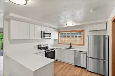 3650 Edgewood Dr, North Bend, OR 97459 - Photo 8
