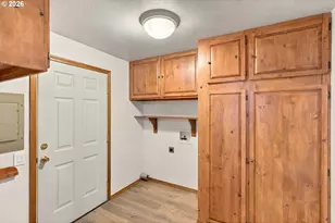 3650 Edgewood Dr, North Bend, OR 97459 - Photo 10