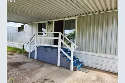 1413 Hawthorne Ave, Reedsport, OR 97467 - Photo 4
