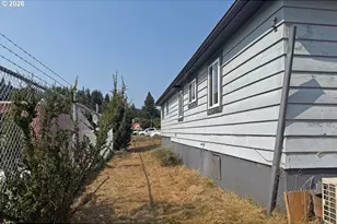 1225 N Laurel St, Coquille, OR 97423 - Photo 16