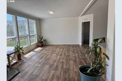 953 Centerville Hwy, Lyle, WA 98635 - Photo 14