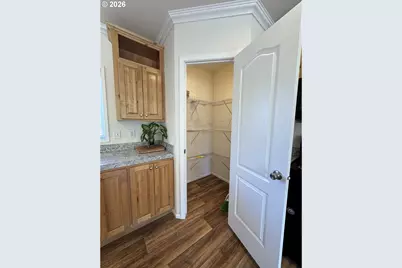953 Centerville Hwy, Lyle, WA 98635 - Photo 20