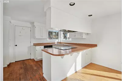 495 Angelee Ct, Lebanon, OR 97355 - Photo 14