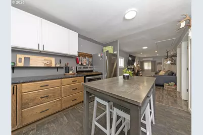 1142 Clatsop St, Vernonia, OR 97064 - Photo 10