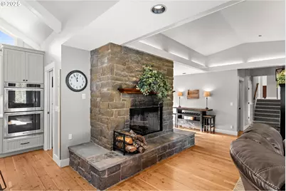 14089 NE River Vista Ln, Aurora, OR 97002 - Photo 10