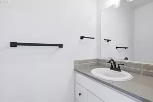 8665 SE Insley St, Portland, OR 97266 - Photo 16