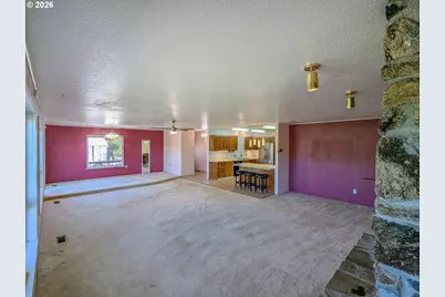 516 SE Colorado Dr, Roseburg, OR 97470 - Photo 6