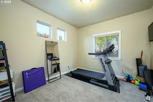 398 SW Mt Mazama St, McMinnville, OR 97128 - Photo 22