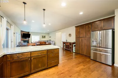 398 SW Mt Mazama St, McMinnville, OR 97128 - Photo 20