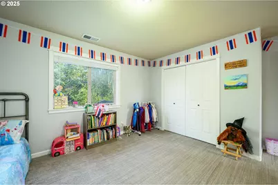 398 SW Mt Mazama St, McMinnville, OR 97128 - Photo 34